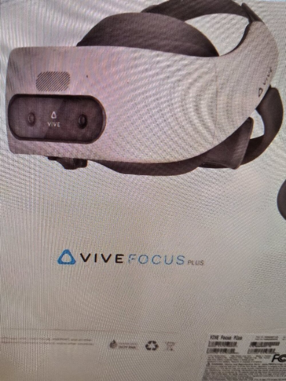 ✅ HTC Vive Pro Focus Plus 6DOF VR Headset Bundle W/ VR Headset/ Controllers NEW